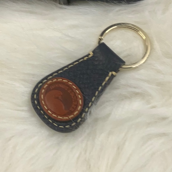 Dooney & Bourke Pebble Leather Pouch W/Key Chain ( NWOT) Navy - Picture 7 of 11